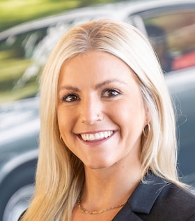 Staff member Nikki Klassen from ID_1c0abe33eeb7