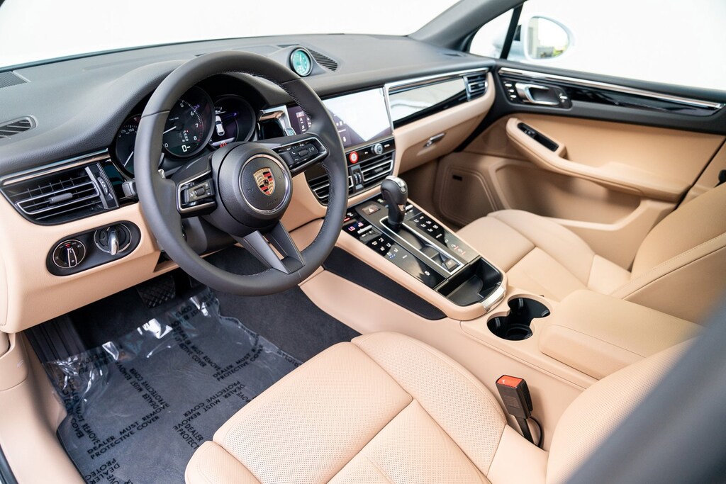 Certified 2025 Porsche Macan SUV