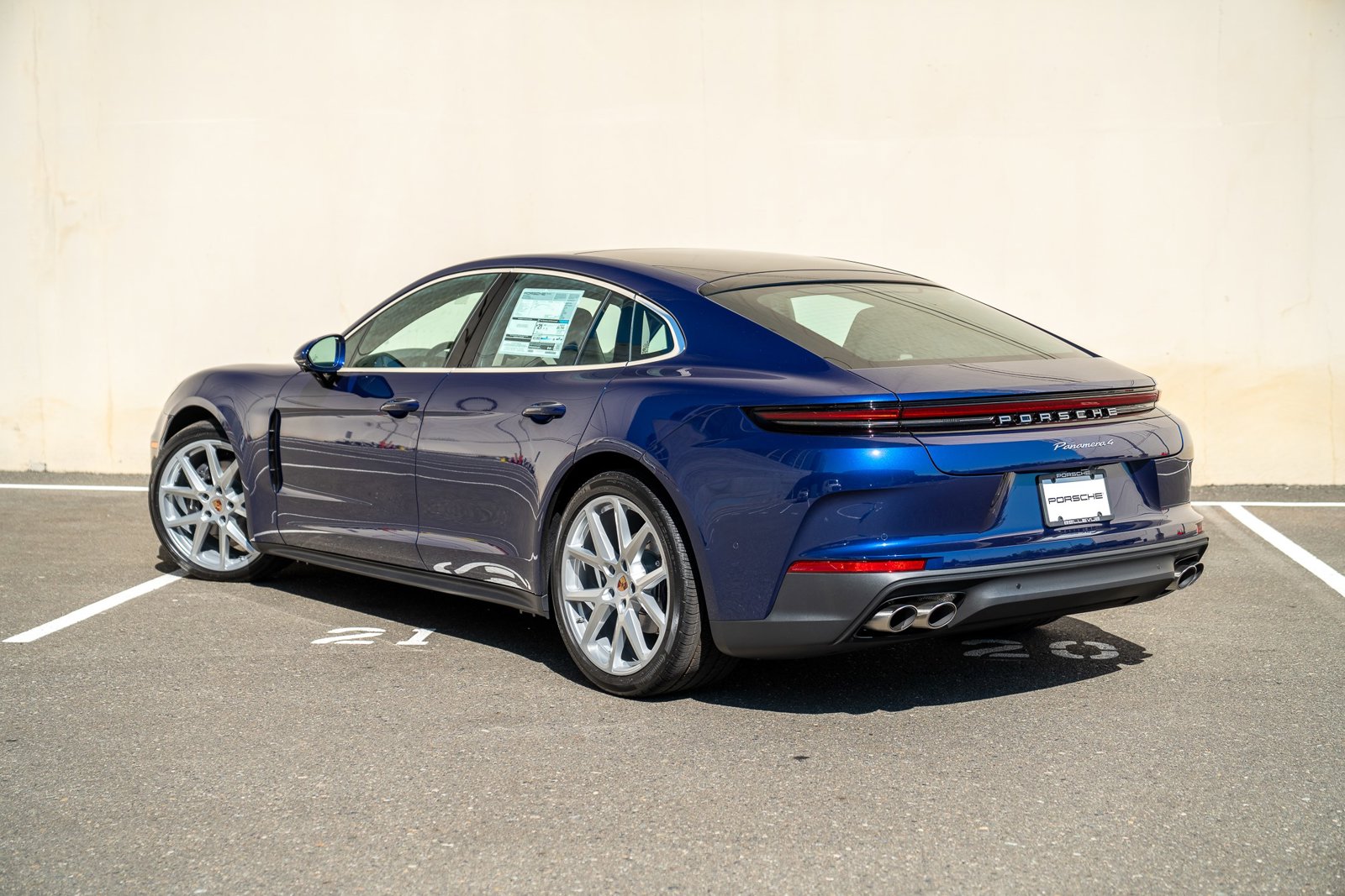 2025 Porsche Panamera 4 photo 3