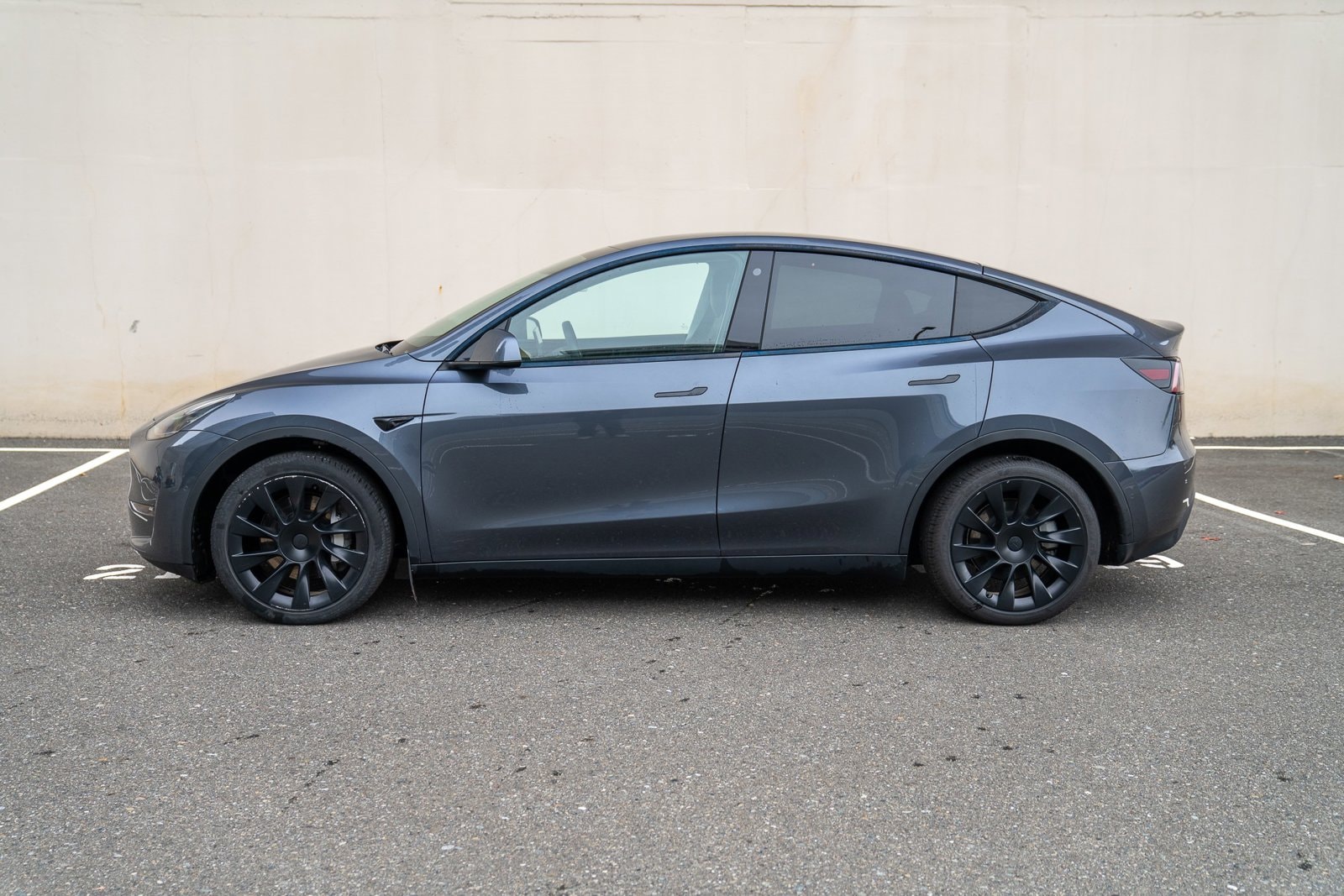 Used 2022 Tesla Model Y Long Range with VIN 7SAYGDEE3NF371126 for sale in Northfield, Minnesota
