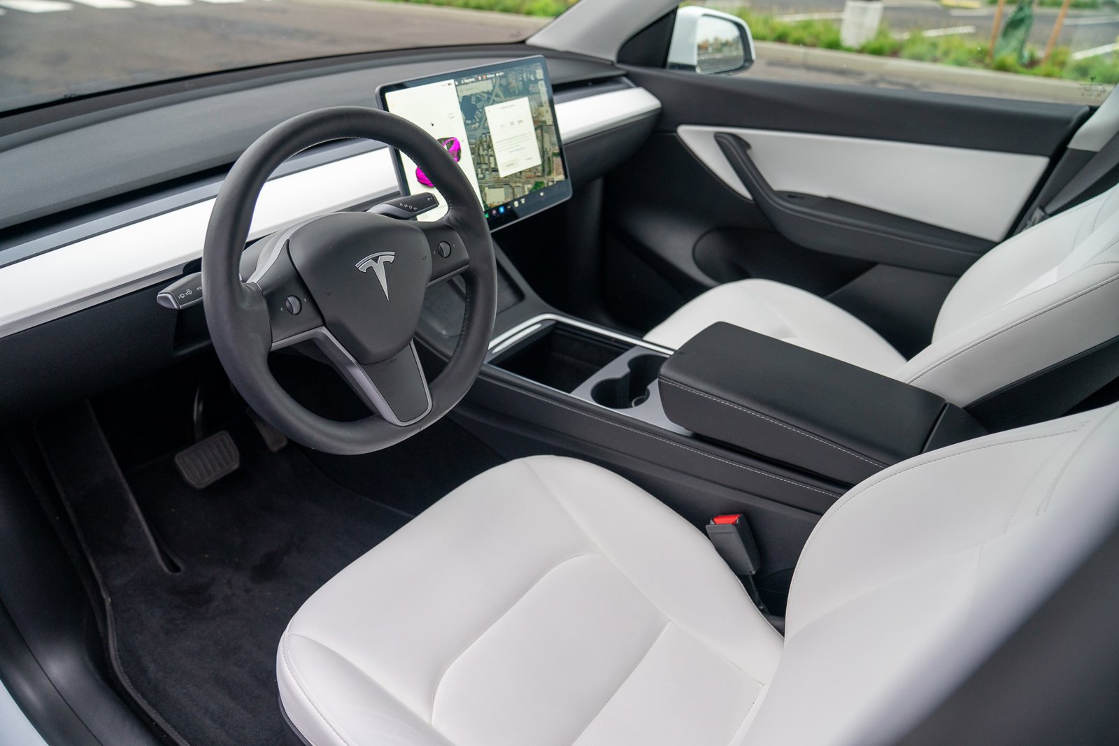 2021 Tesla Model Y Long Range photo 4