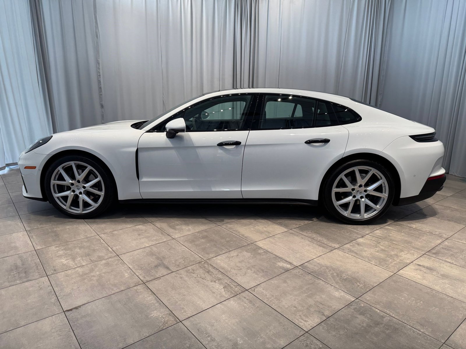 Certified 2024 Porsche Panamera Base with VIN WP0AA2YA2RL007554 for sale in Bellevue, WA
