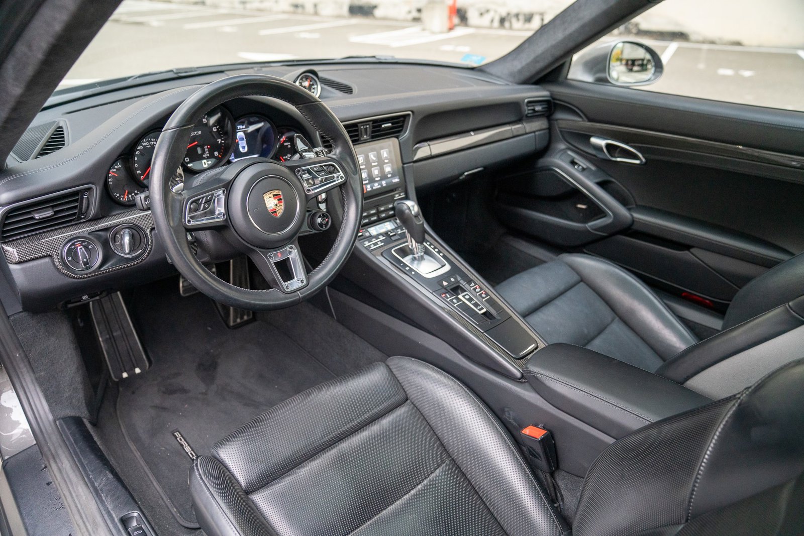 2019 Porsche 911 4S 4 GTS photo 4