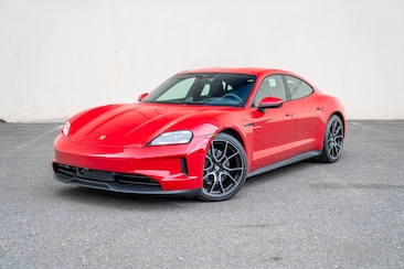 2025 Porsche Taycan 4 Sedan