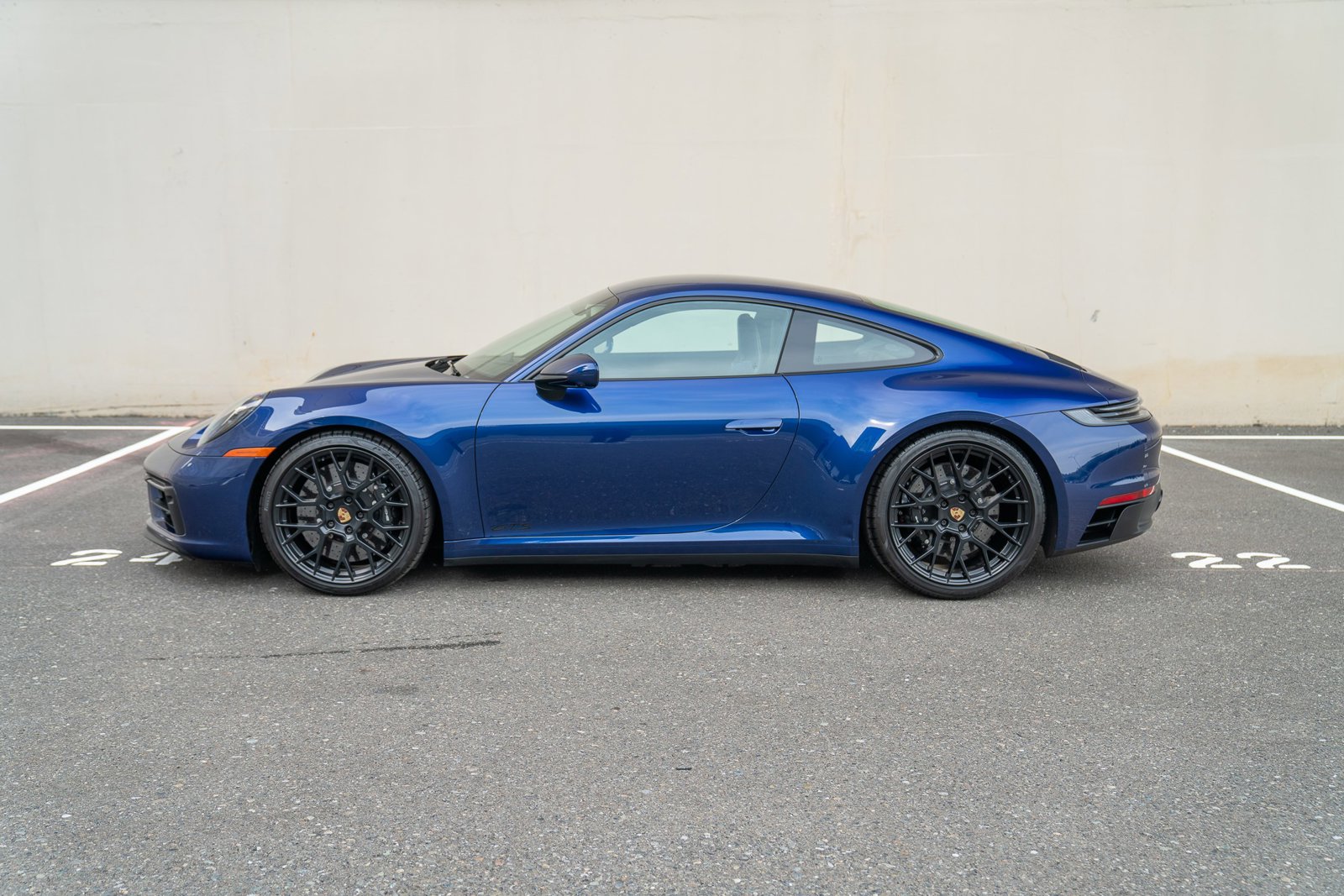 2024 Porsche 911 GTS photo 2