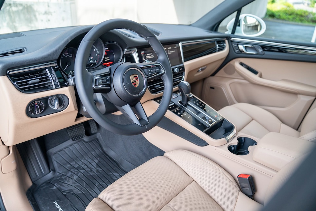 Certified 2025 Porsche Macan SUV