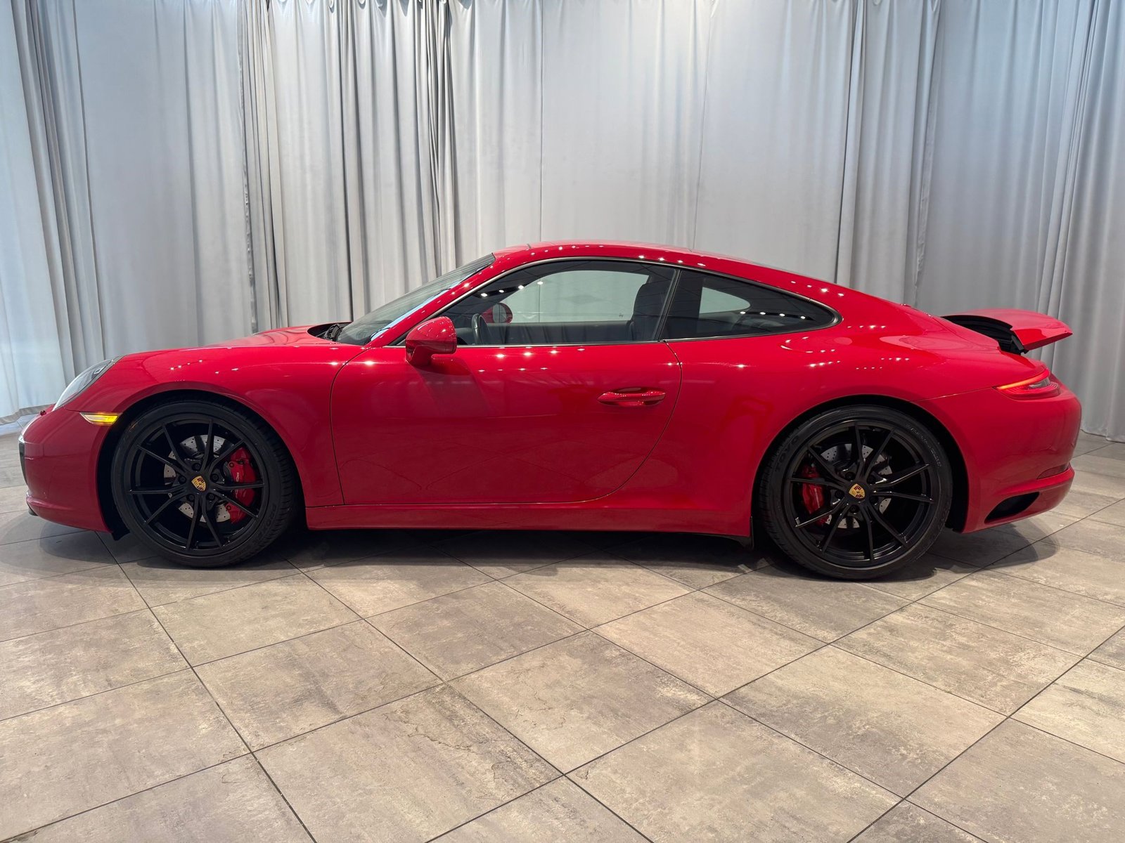 2017 Porsche 911 S photo 2