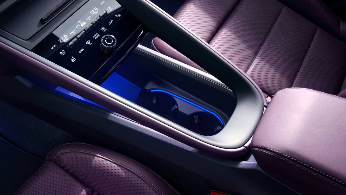Porsche Macan Electric center console storage