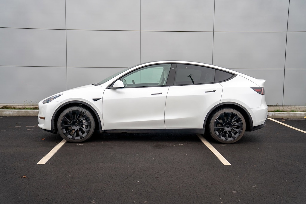 Used 2021 Tesla Model Y Long Range SUV