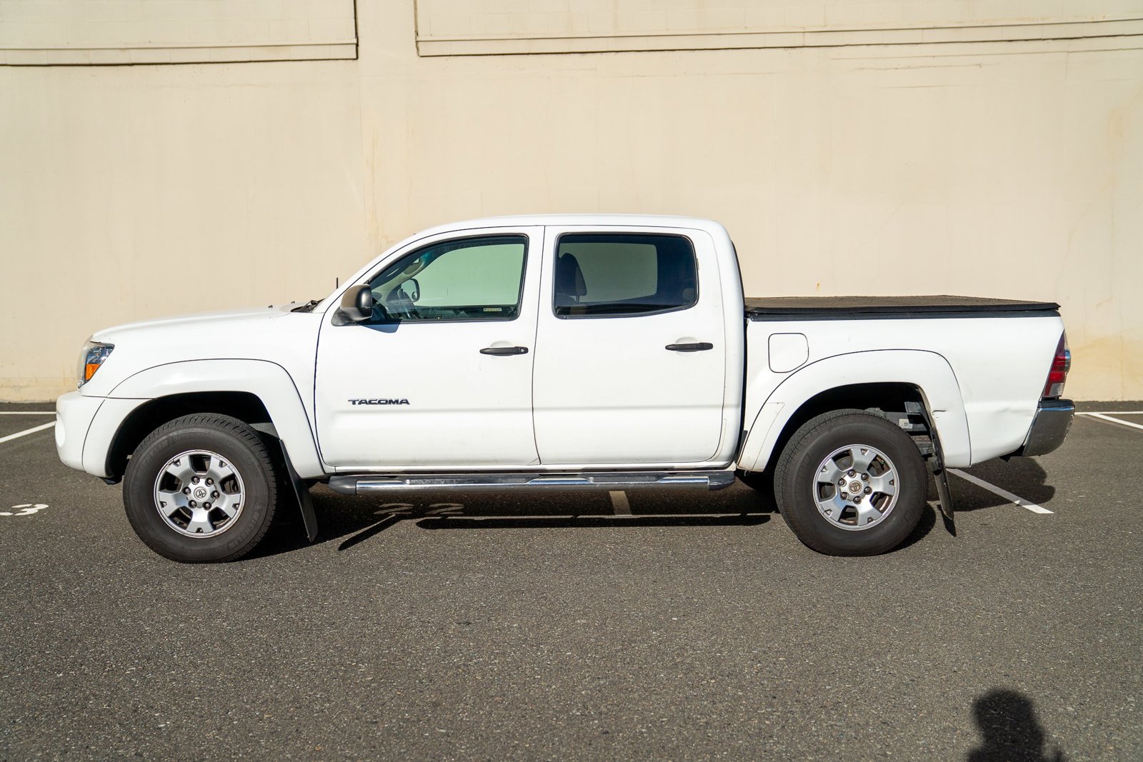 2011 Toyota Tacoma Base V6 photo 2