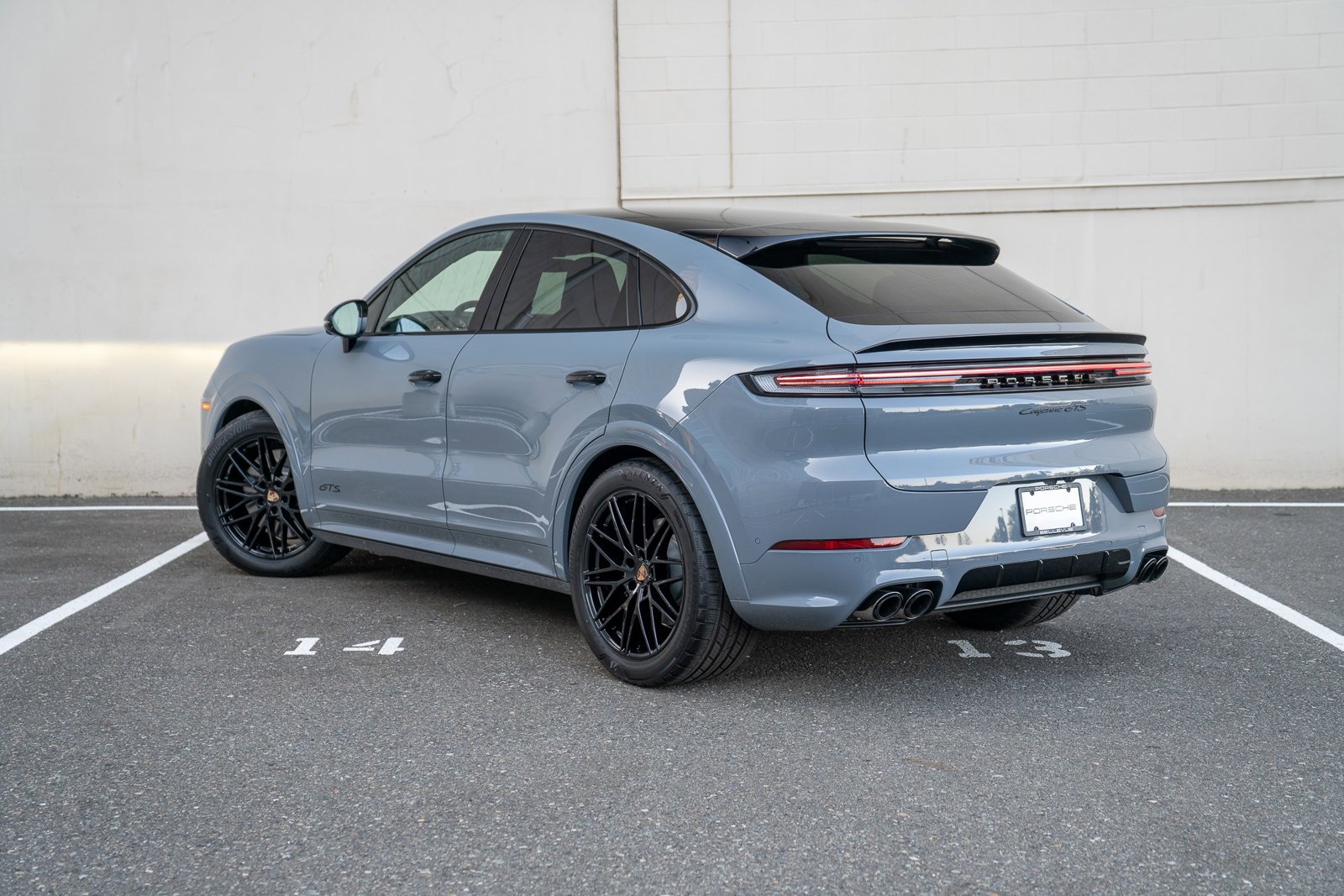 2025 Porsche Cayenne Coupe GTS photo 3