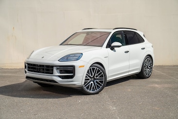 2025 Porsche Cayenne E-Hybrid Turbo SUV