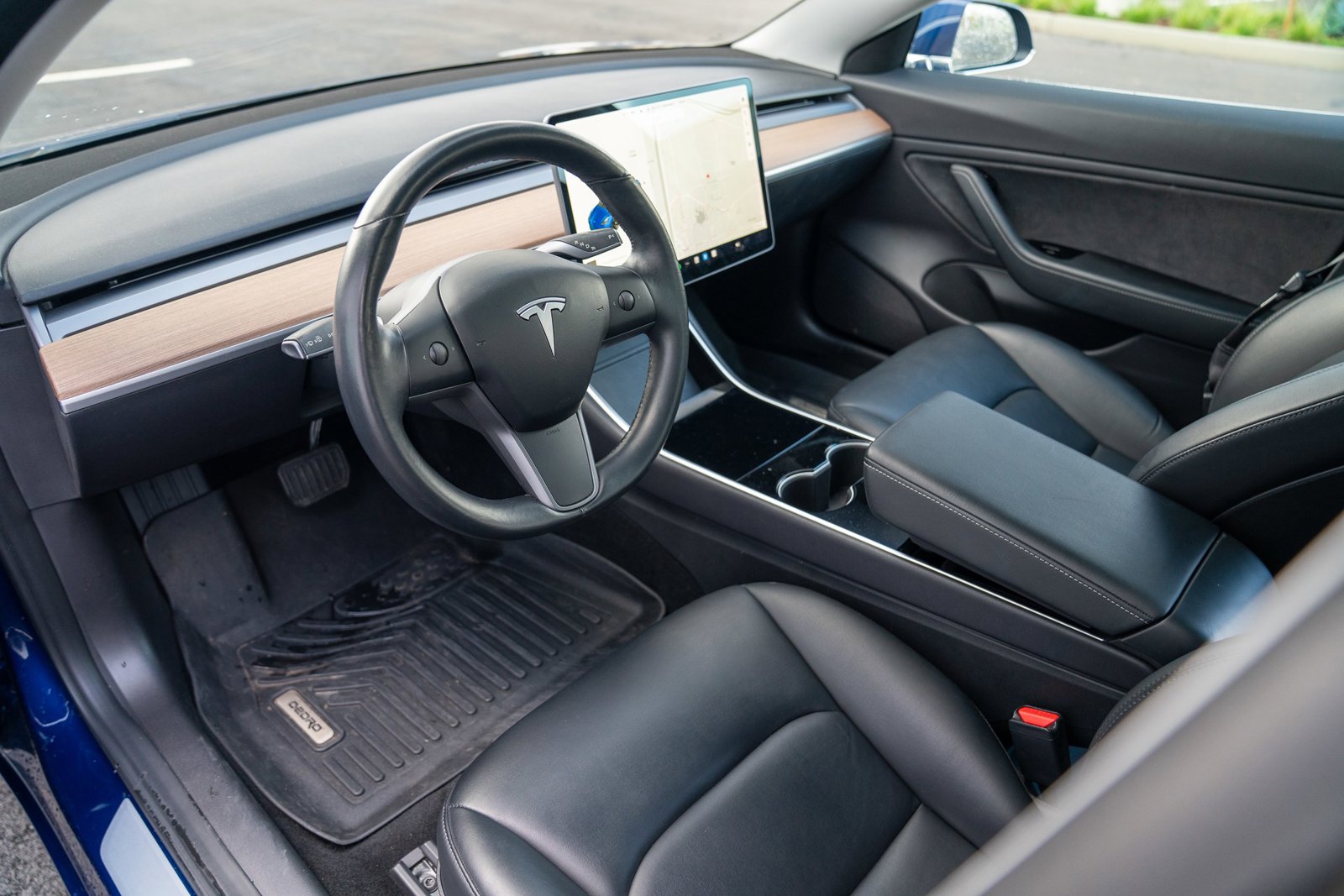 2018 Tesla Model 3 Long Range photo 4