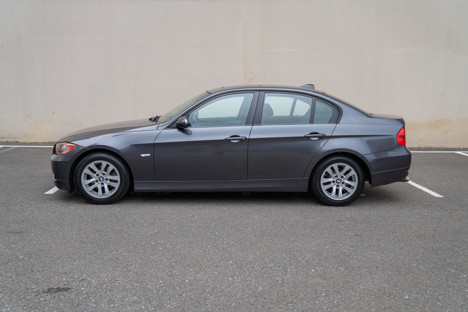 Used 2007 BMW 3 Series 328i with VIN WBAVA33577PG39893 for sale in Bellevue, WA