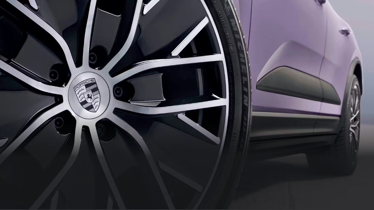 Porsche Macan Electric design wheels