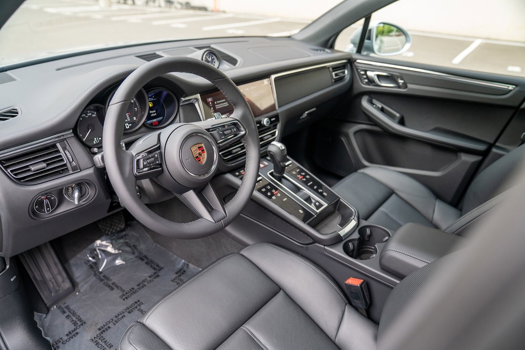 New 2026 Porsche Macan  SUV