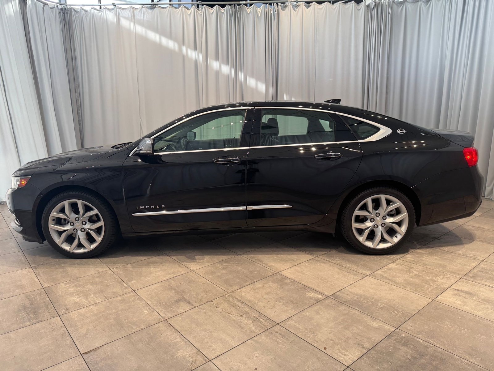 Used 2019 Chevrolet Impala Premier with VIN 1G1105S33KU142372 for sale in Bellevue, WA