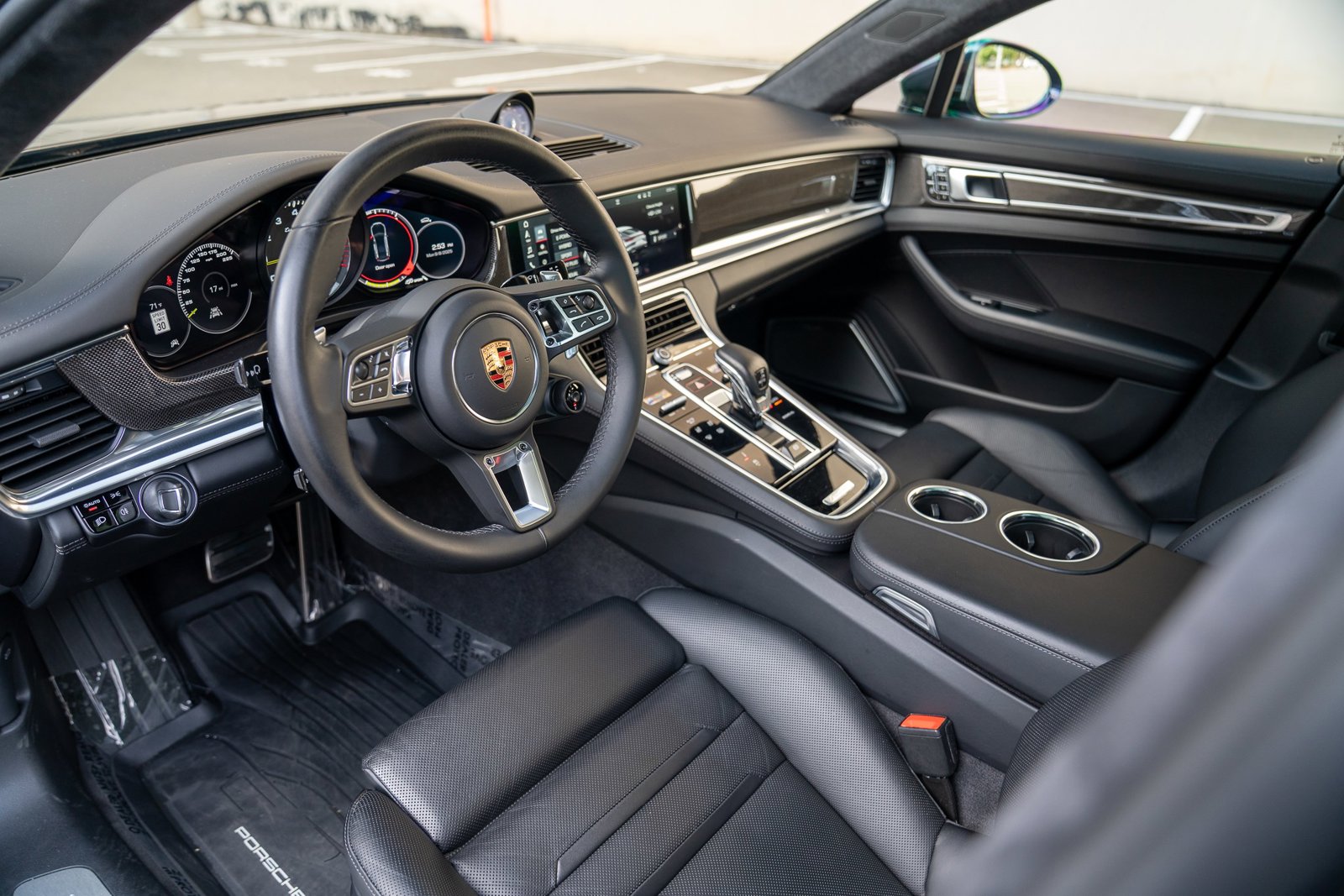 2019 Porsche Panamera E-Hybrid Turbo S photo 4