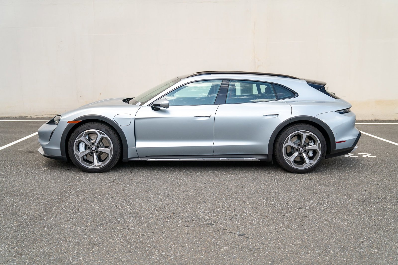 Used 2024 Porsche Taycan S with VIN WP0BB2Y12RSA65416 for sale in Bellevue, WA