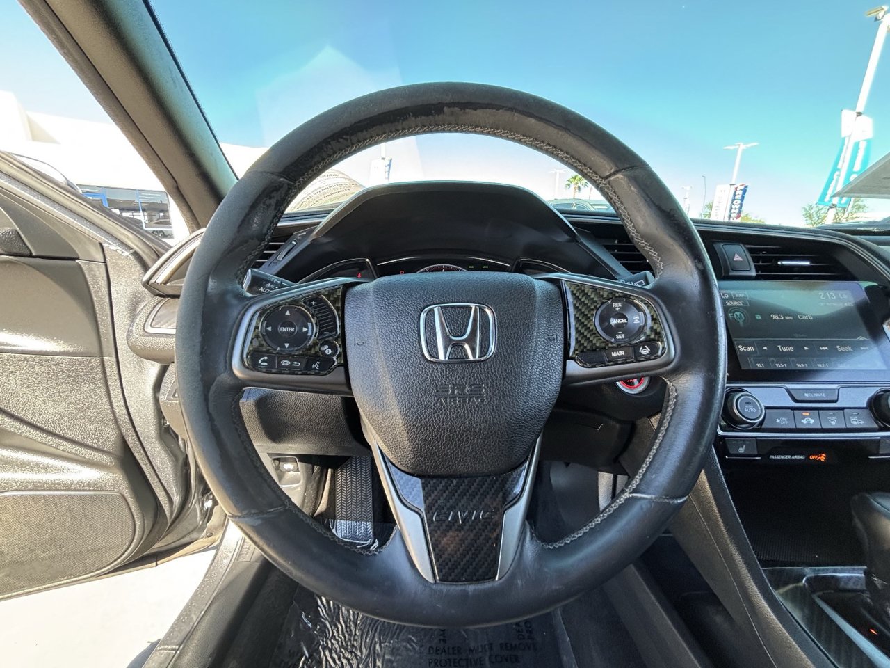 2018 Honda Civic Hatchback Sport Touring - Photo 25