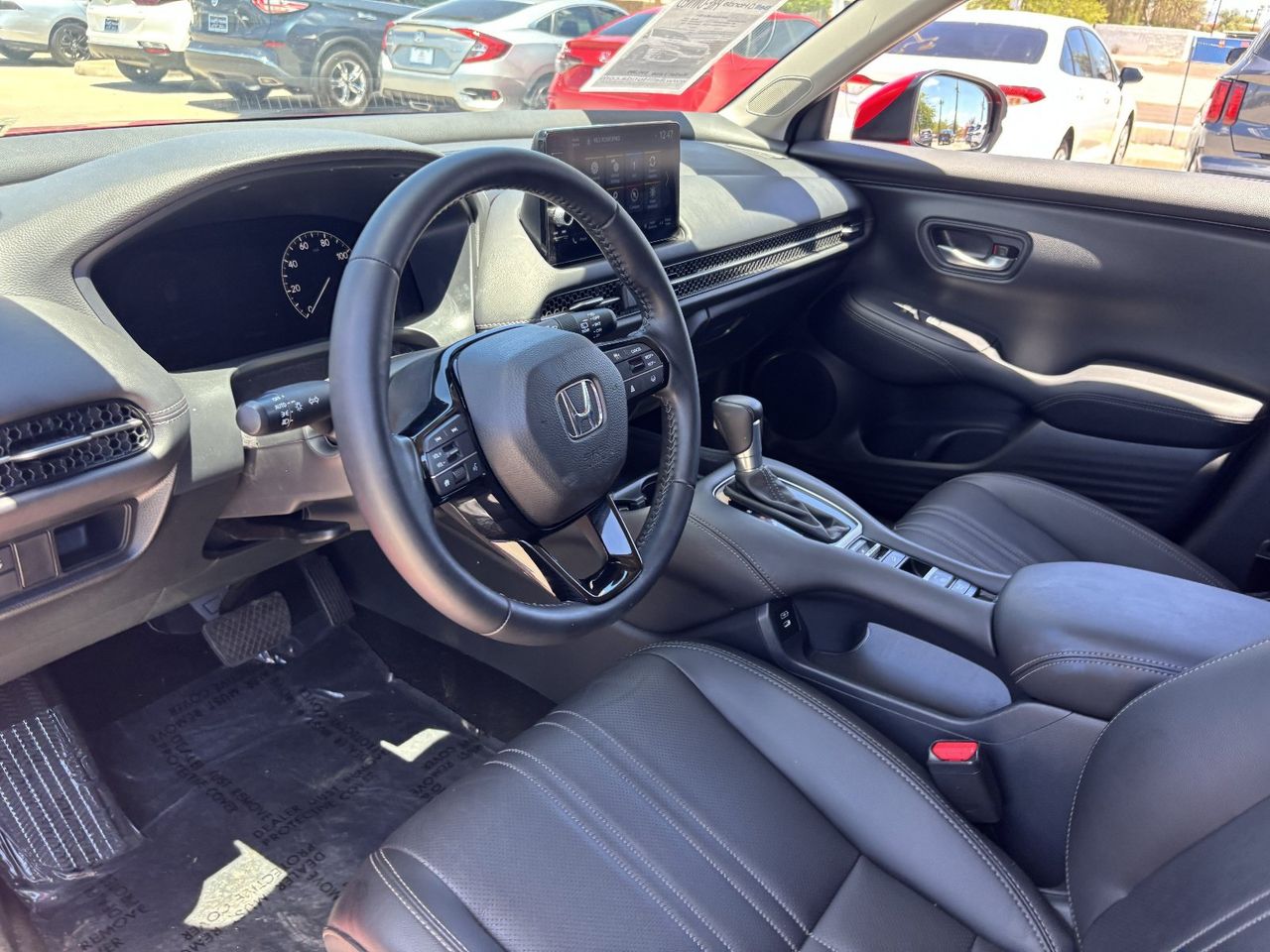 2025 Honda HR-V EX-L - Photo 16
