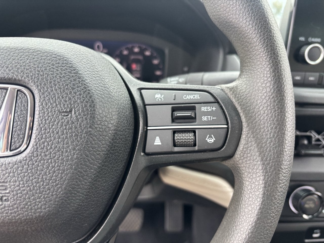 2024 Honda Accord LX - Photo 29