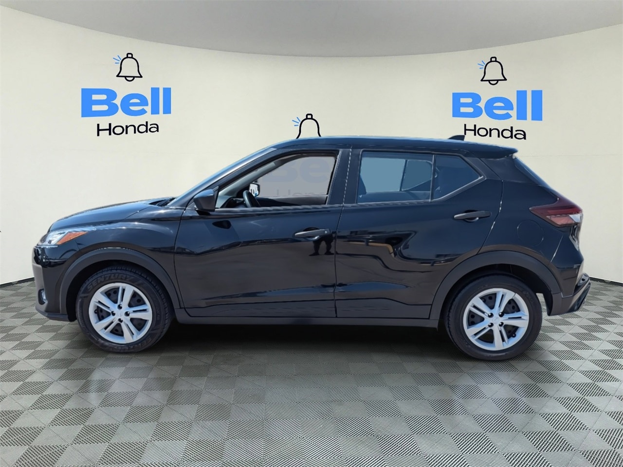 Used 2021 Nissan Kicks S with VIN 3N1CP5BV6ML534596 for sale in Phoenix, AZ