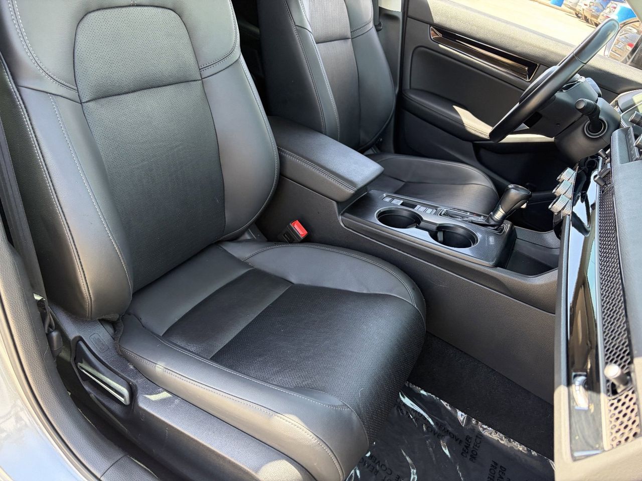 2024 Honda Civic Hatchback EX-L - Photo 9