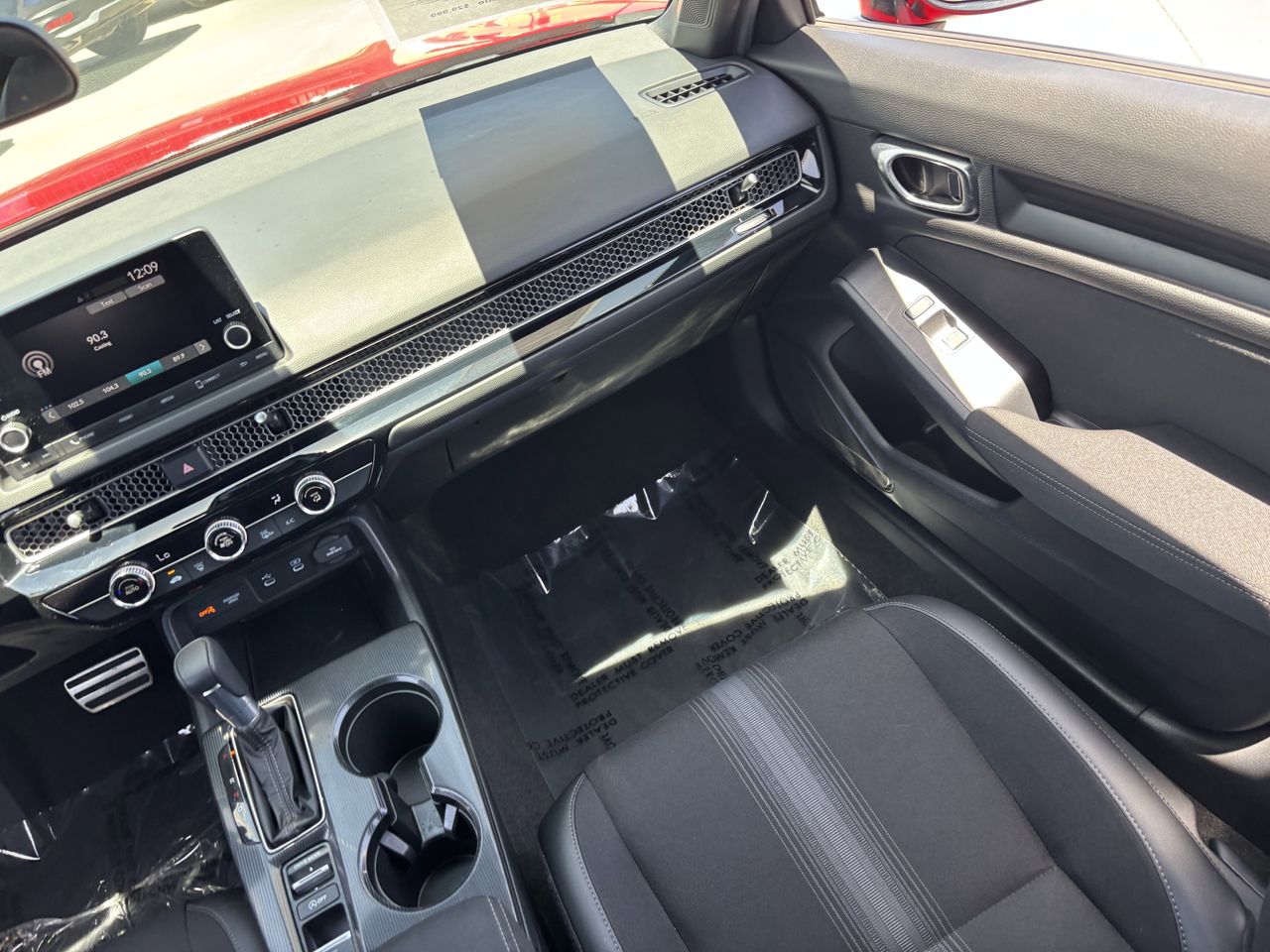 2025 Honda Civic Sport - Photo 14