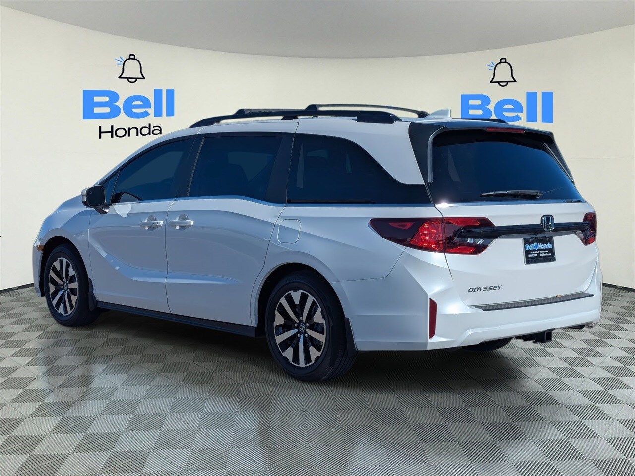 2026 Honda Odyssey EX-L photo 2