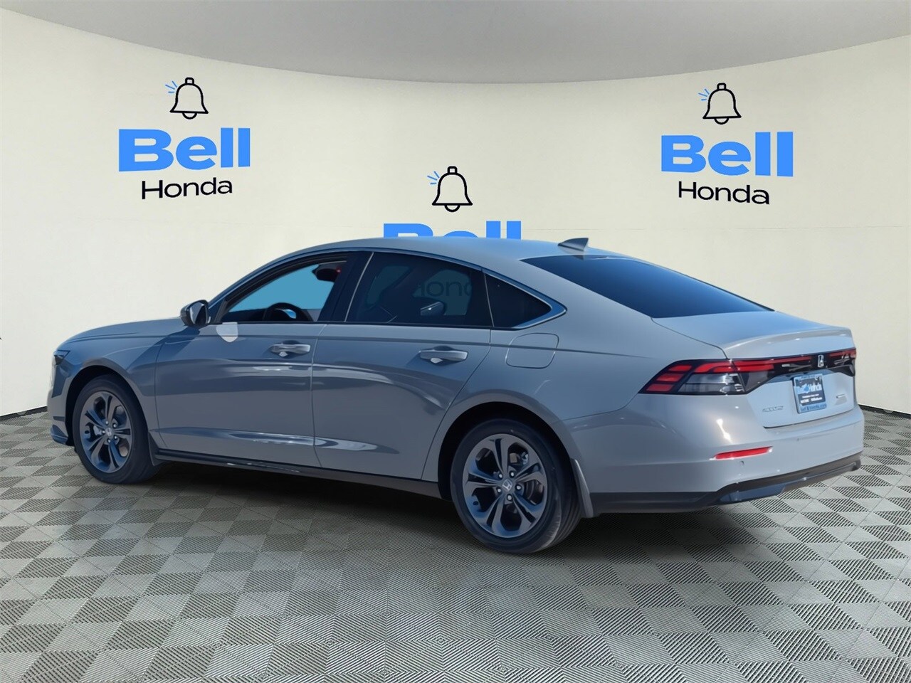 2025 Honda Accord Hybrid EX-L photo 2