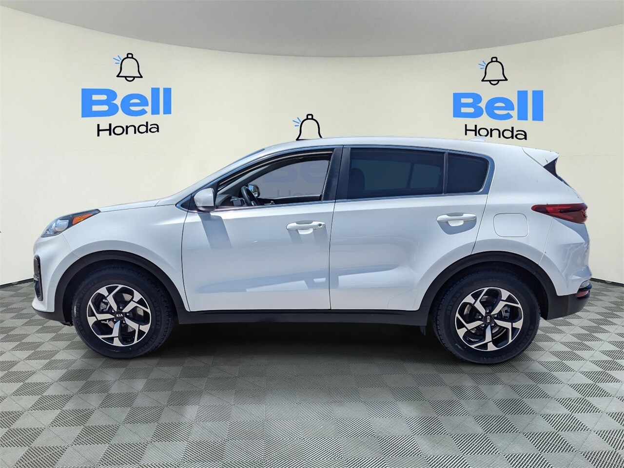 Used 2021 Kia Sportage LX with VIN KNDPM3AC7M7904826 for sale in Phoenix, AZ