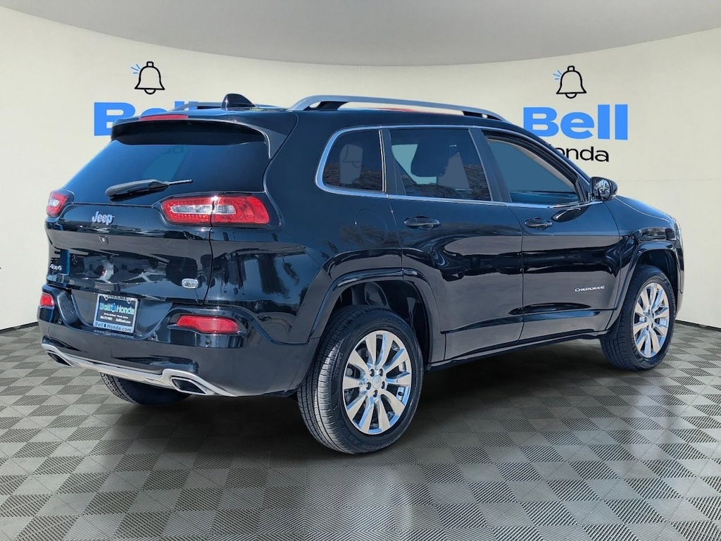 Used 2018 Jeep Cherokee Overland SUV