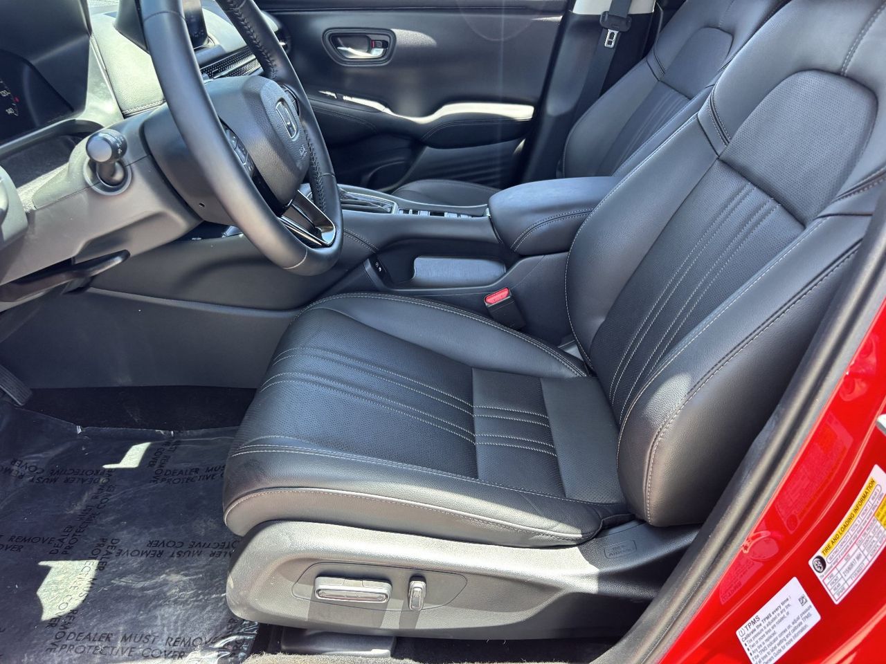 2025 Honda HR-V EX-L - Photo 17
