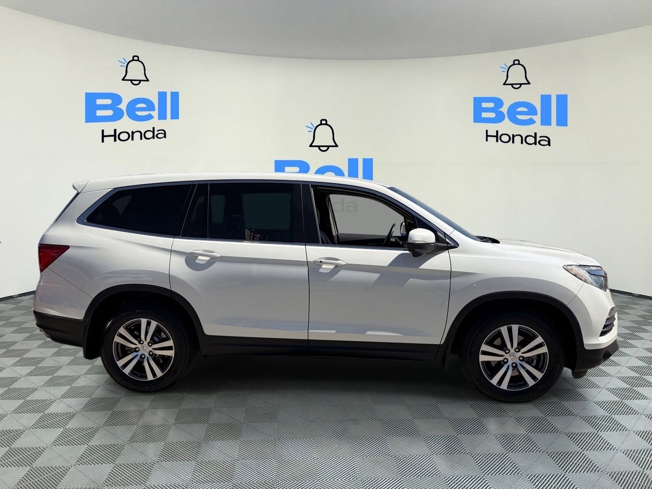 2017 Honda Pilot EX-L - Photo 6
