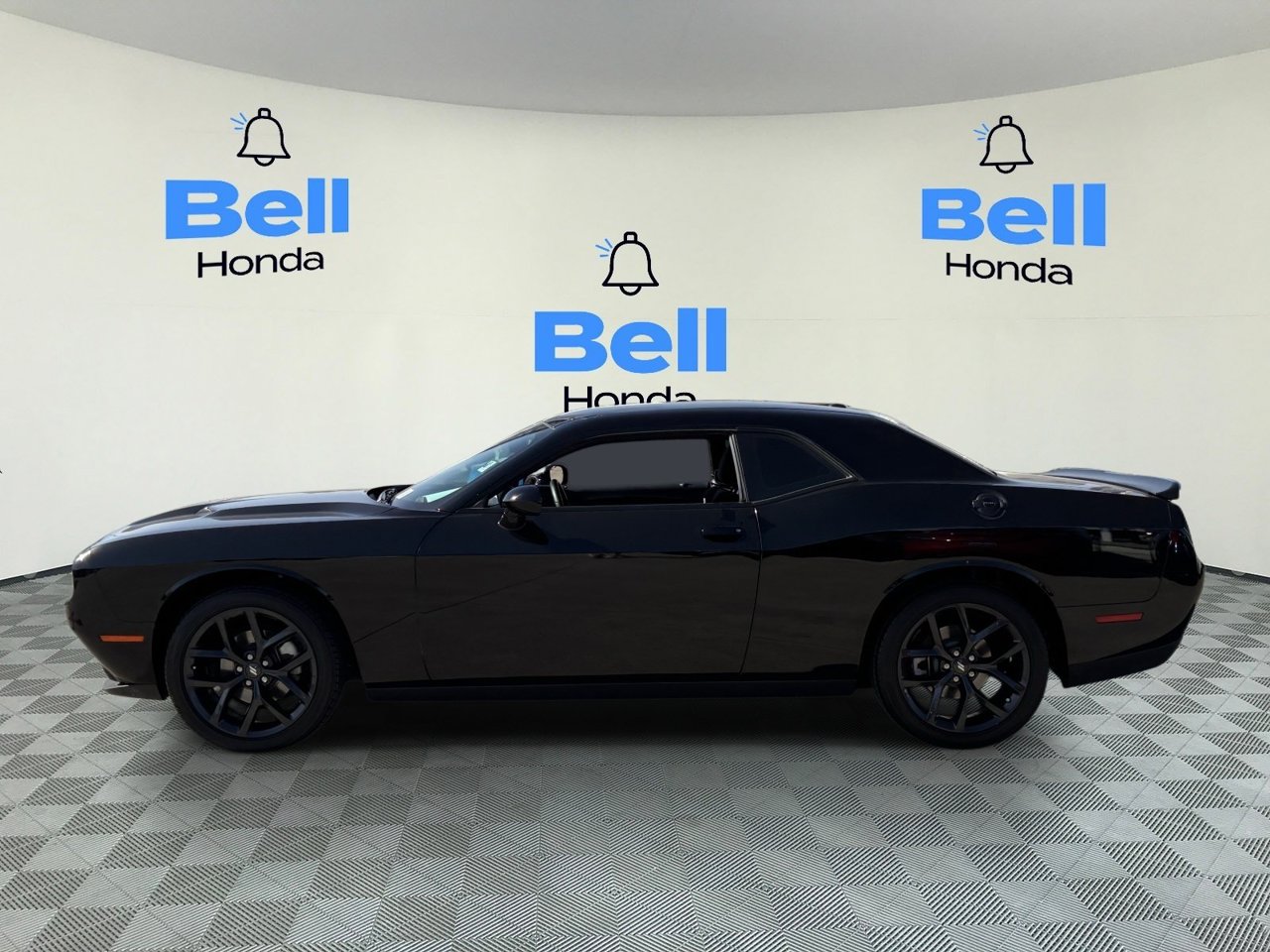 Used 2022 Dodge Challenger SXT Coupe