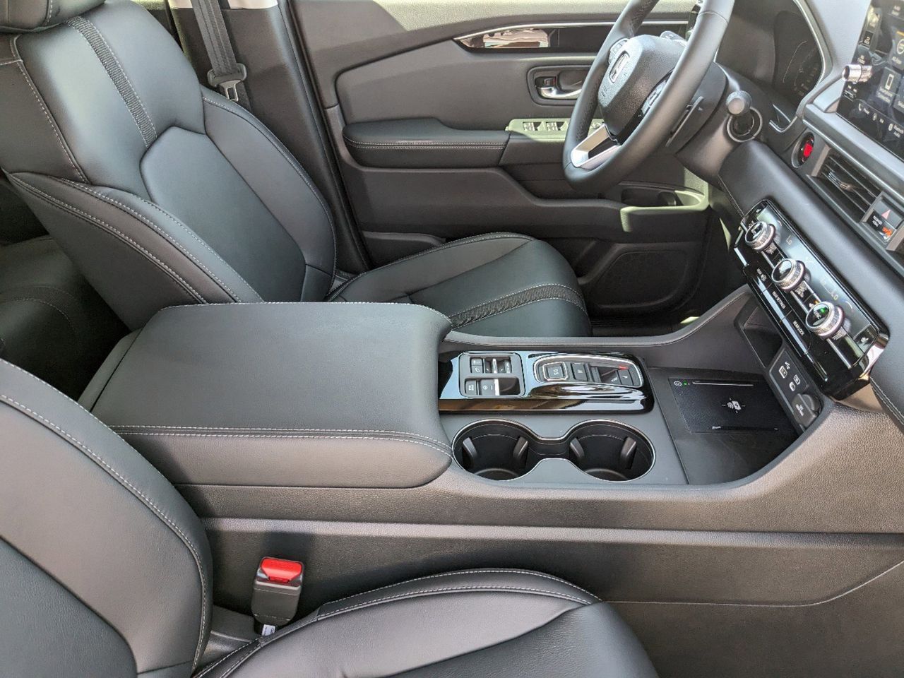 2025 Honda Pilot EX-L - Photo 7