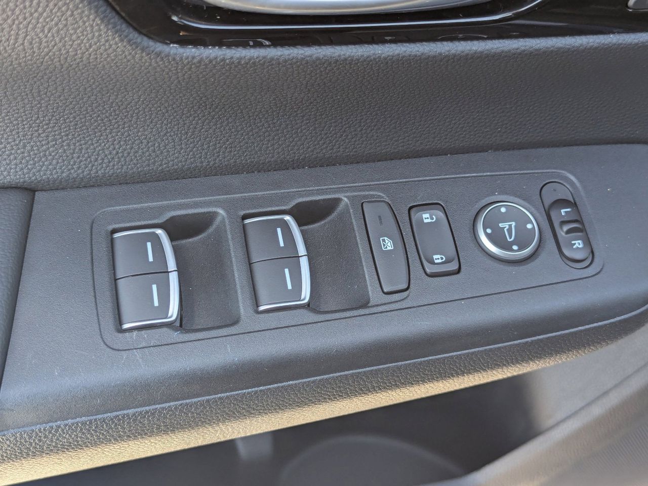2025 Honda CR-V EX-L - Photo 19