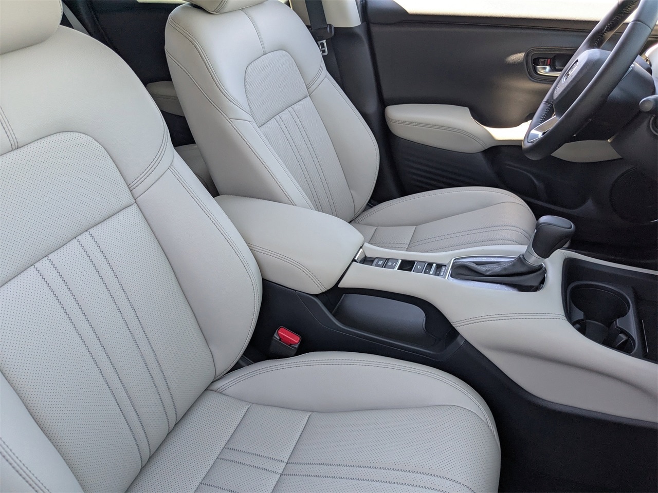 2026 Honda HR-V EX-L - Photo 6