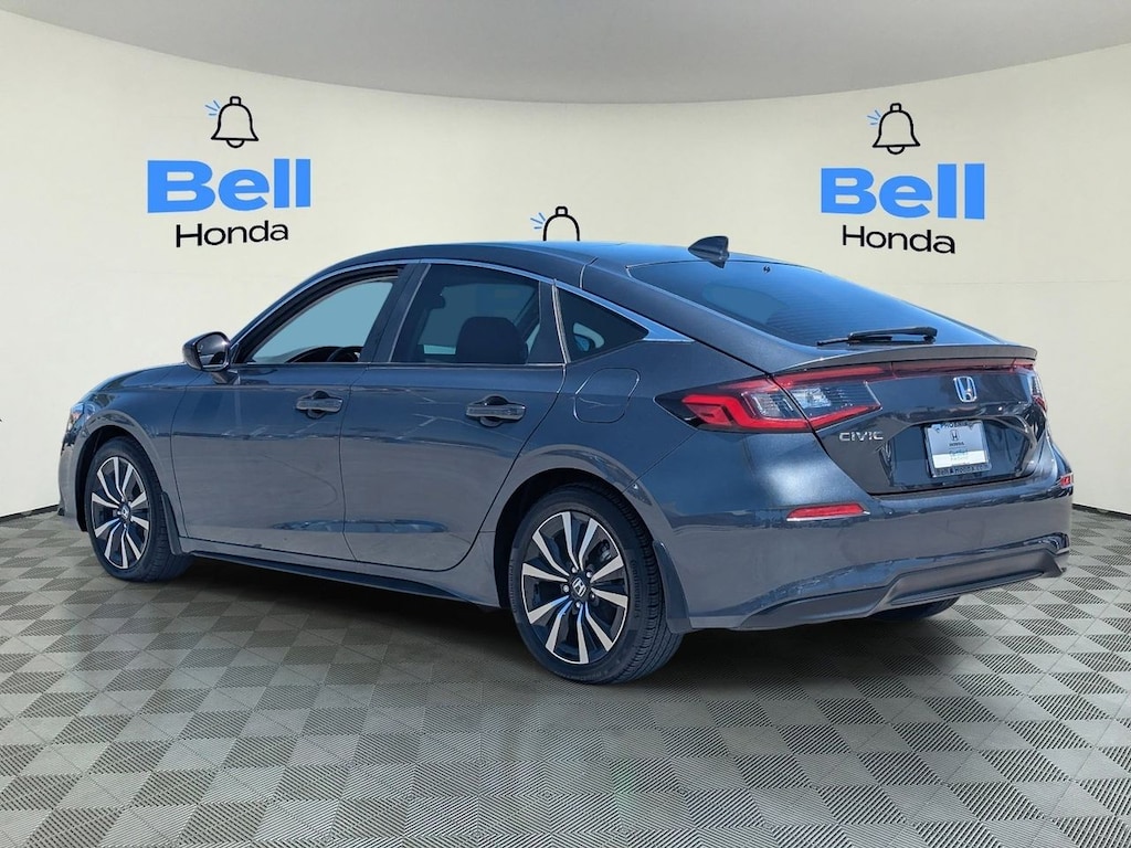 Used 2024 Honda Civic EX-L Hatchback