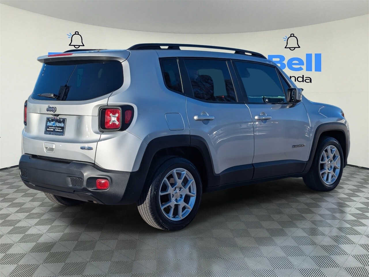 2020 Jeep Renegade Latitude photo 2