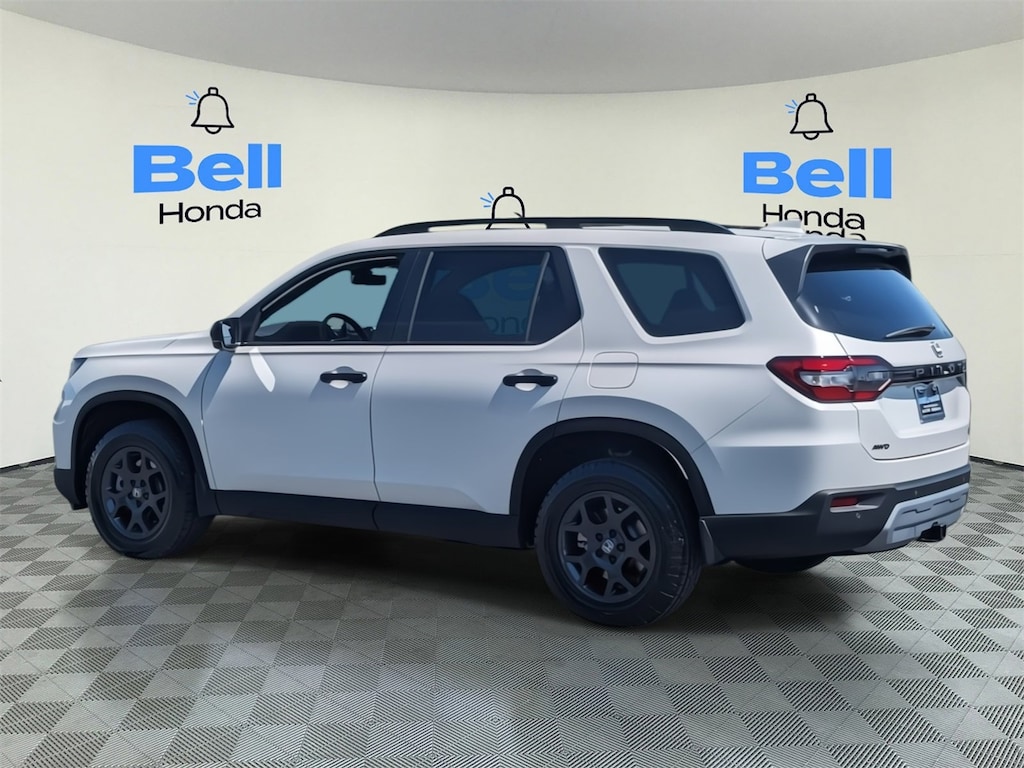 New 2025 Honda Pilot TrailSport SUV