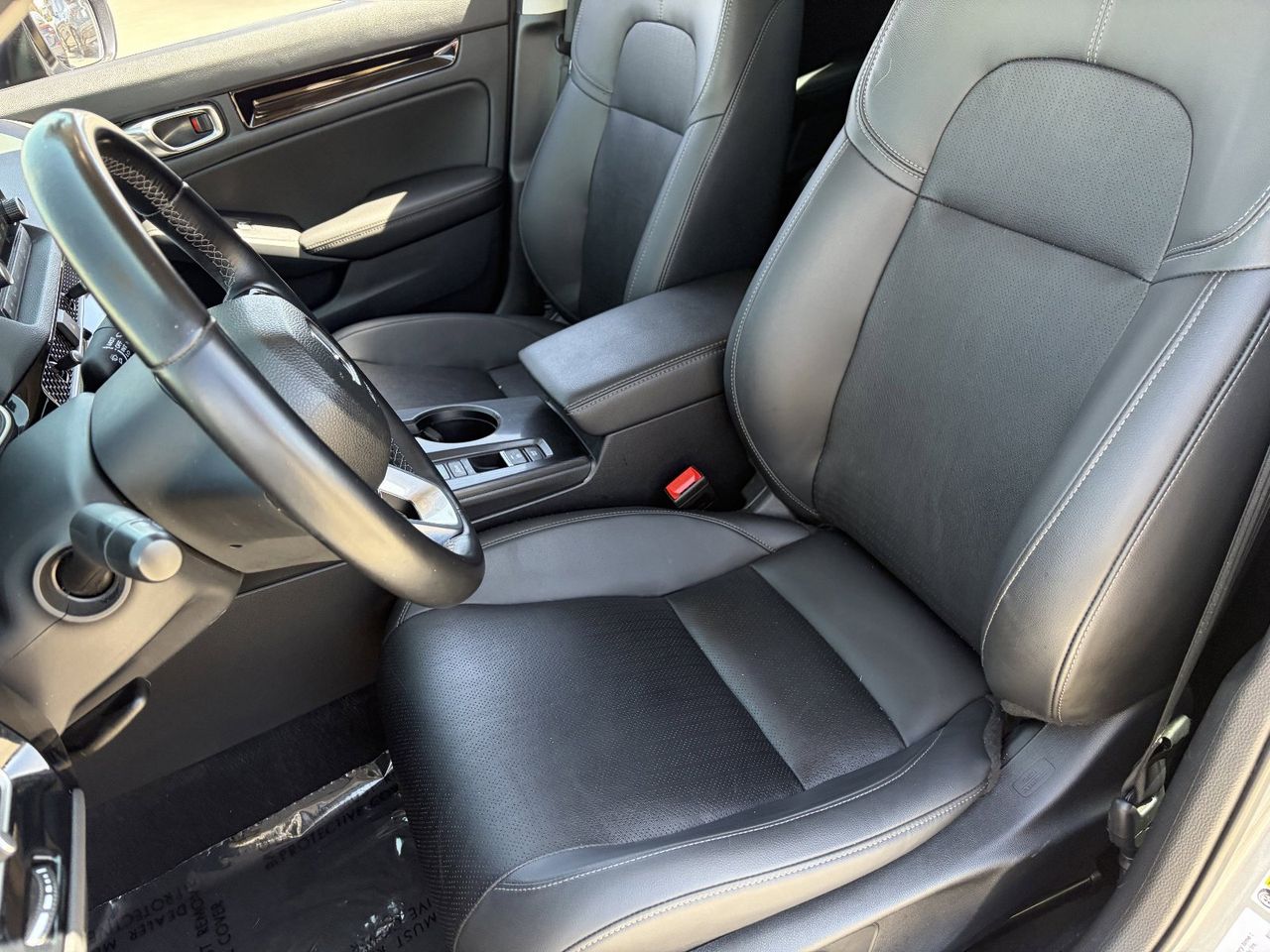 2024 Honda Civic Hatchback EX-L - Photo 25