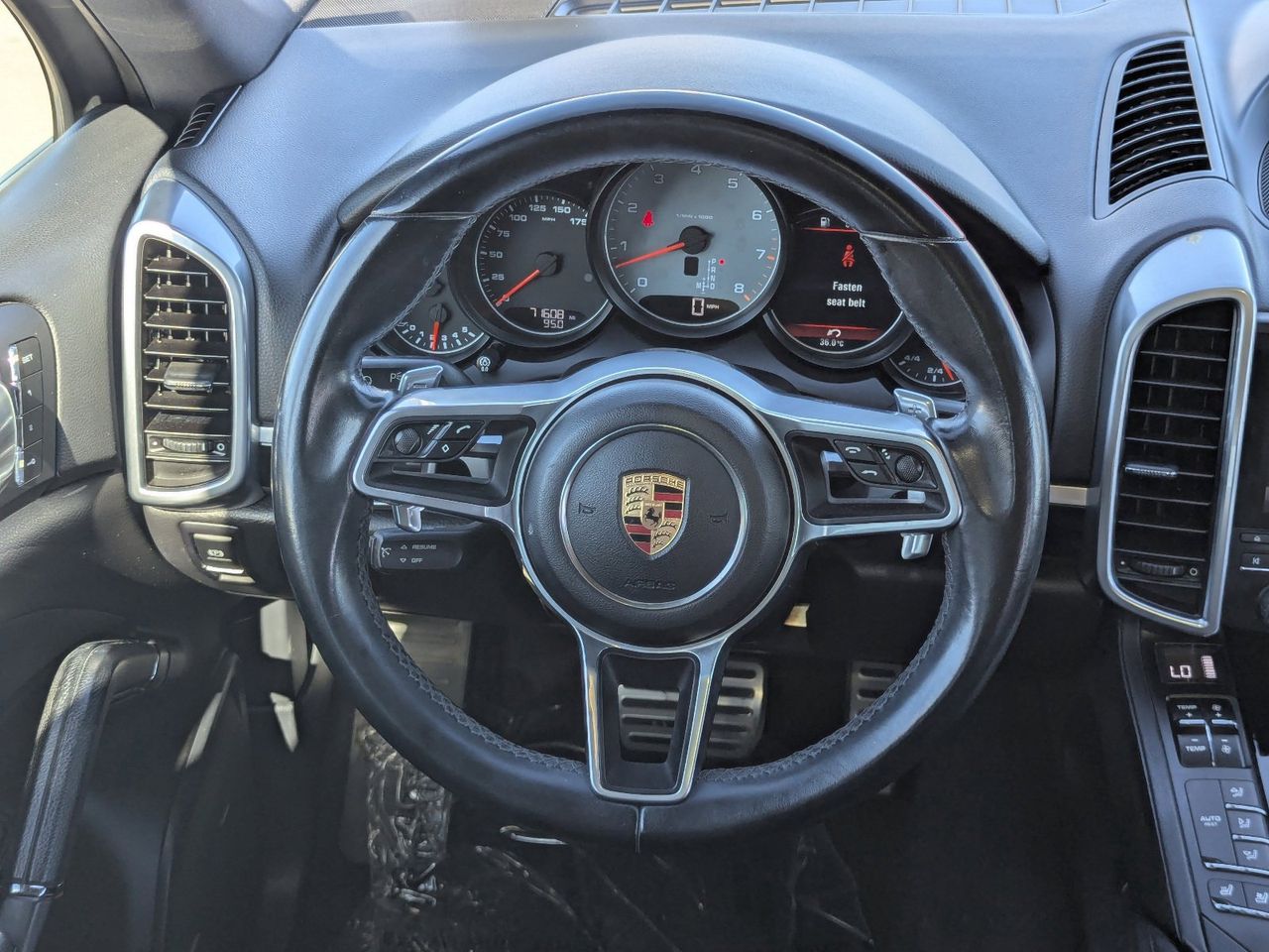 2017 Porsche Cayenne S - Photo 16