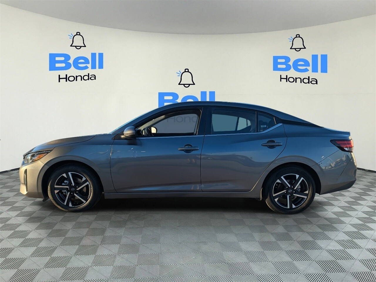 2024 Nissan Sentra SV photo 2