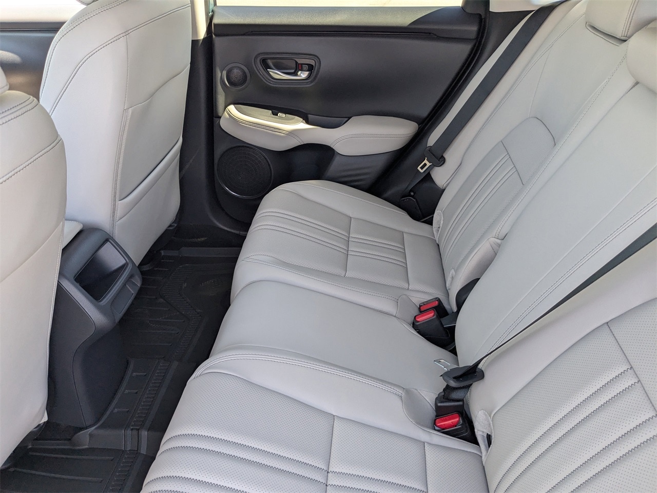 2026 Honda HR-V EX-L - Photo 11