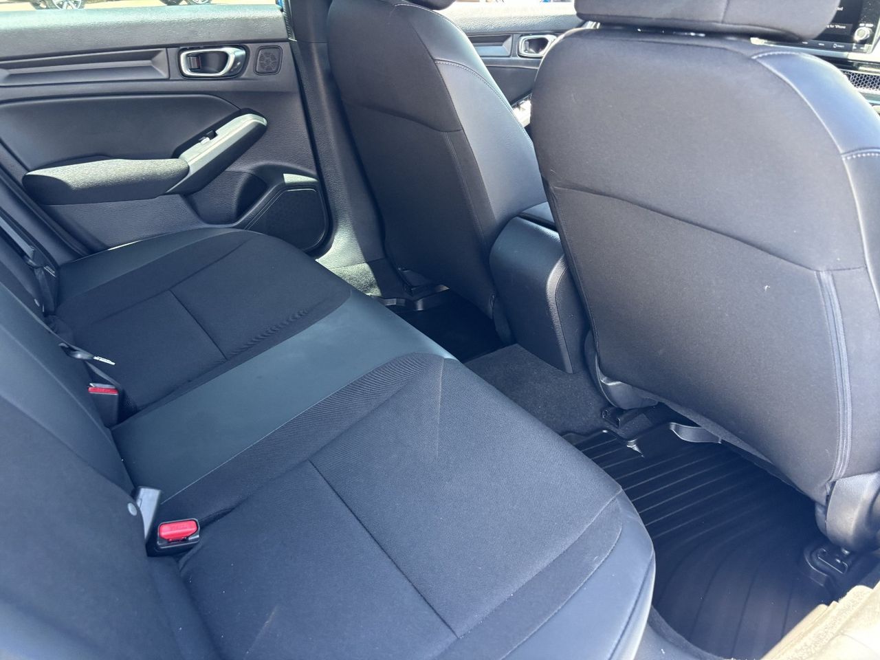 2024 Honda Civic Hatchback Sport - Photo 11