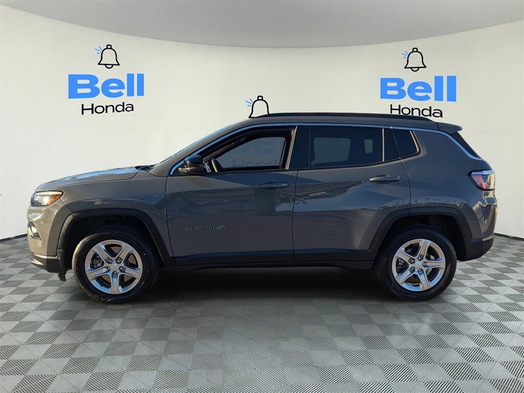 Used 2024 Jeep Compass Latitude SUV