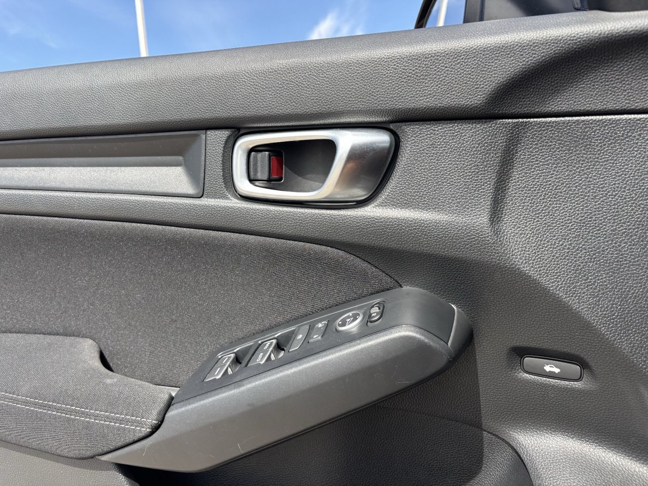 2024 Honda Civic Sport - Photo 19