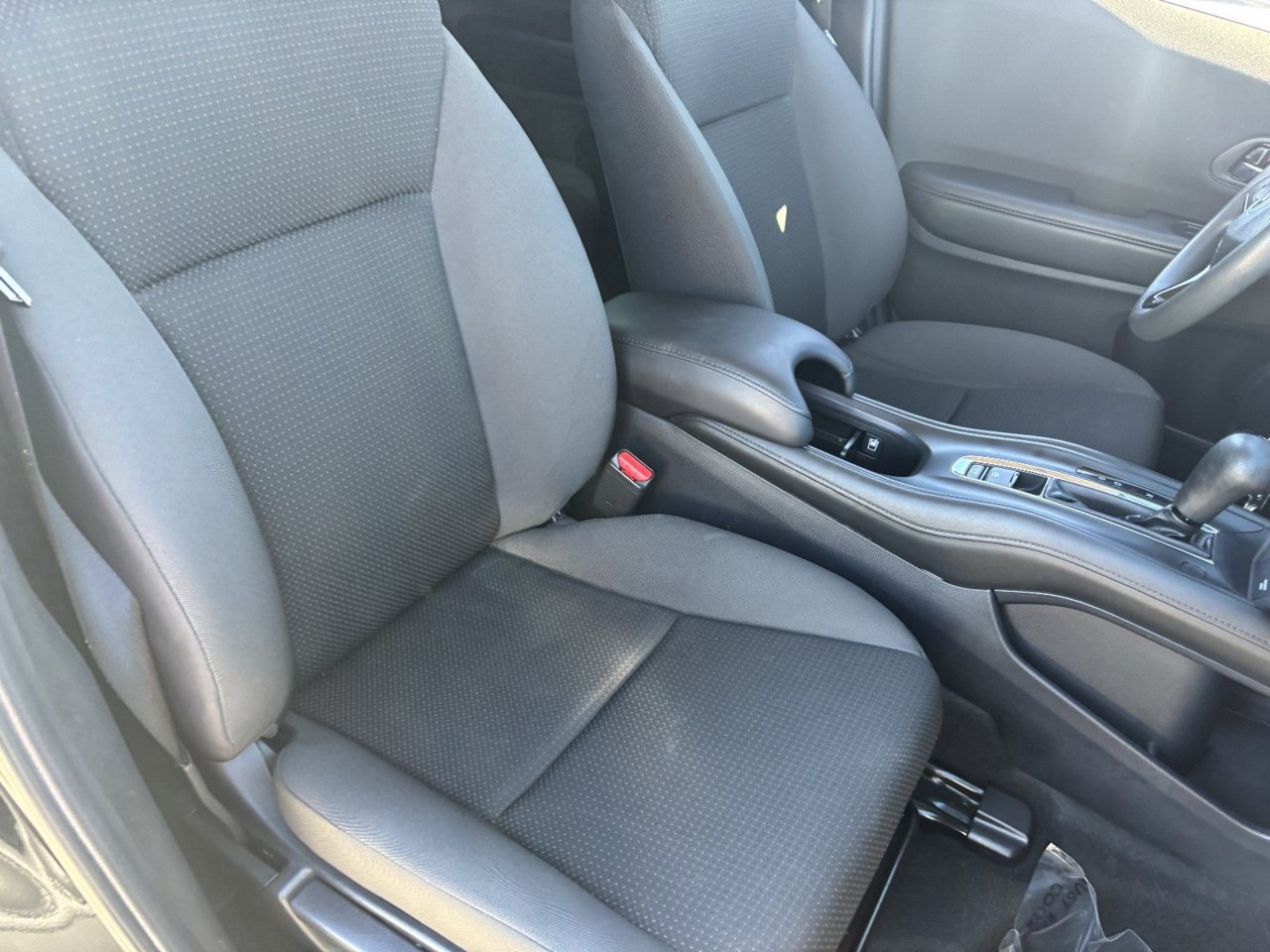 2022 Honda HR-V LX - Photo 8
